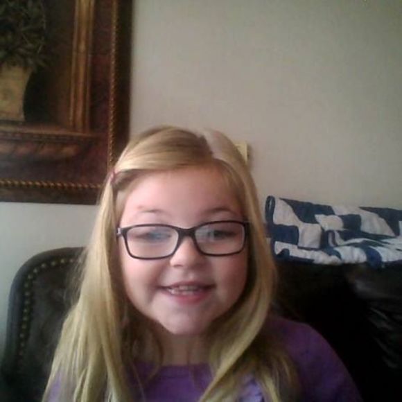 Meet your Posher, Kay - Picture 1 of 1